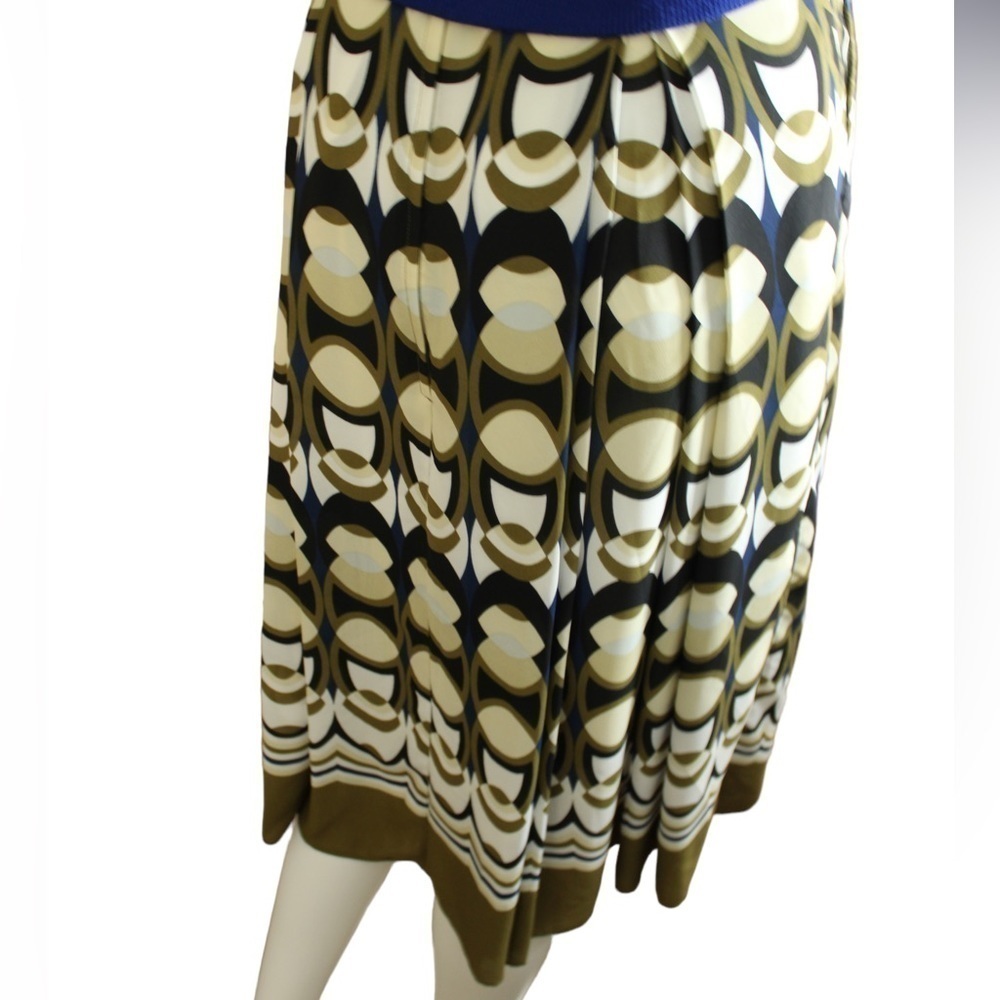H&M Women’s Geometric Printed Pleated Midi Skirt Size 8 - Picture 4 of 13